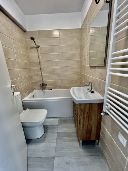 Unirii, 13 Septembrie, JW Marriott, 4 camere, locuinta sau birou, bloc 2022